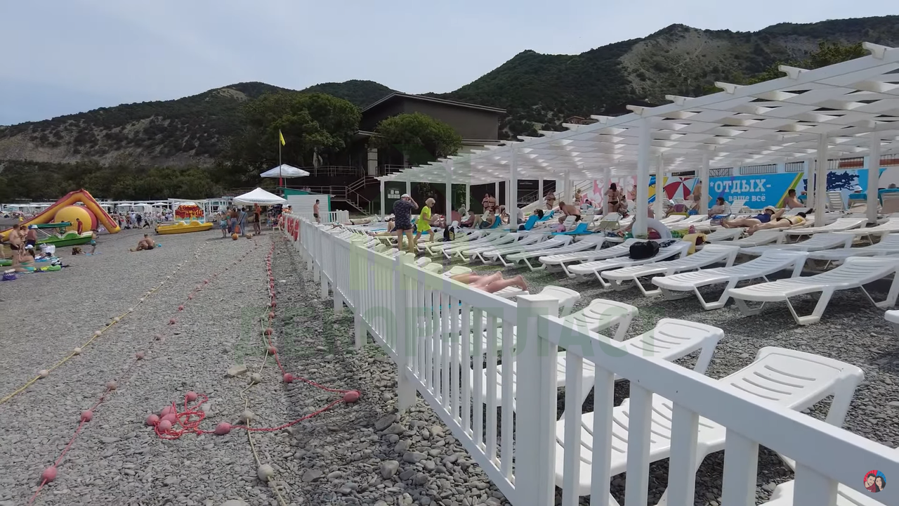 Проекты установки пластикового (винилового) ограждения на пляжах Краснодарского края и набережных Черноморского побережья